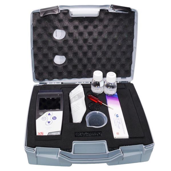 Портативний кондуктометр/TDS-метр/солемір XS Cond 7 Vio Complete Kit (з коміркою 2301T) 1362 фото