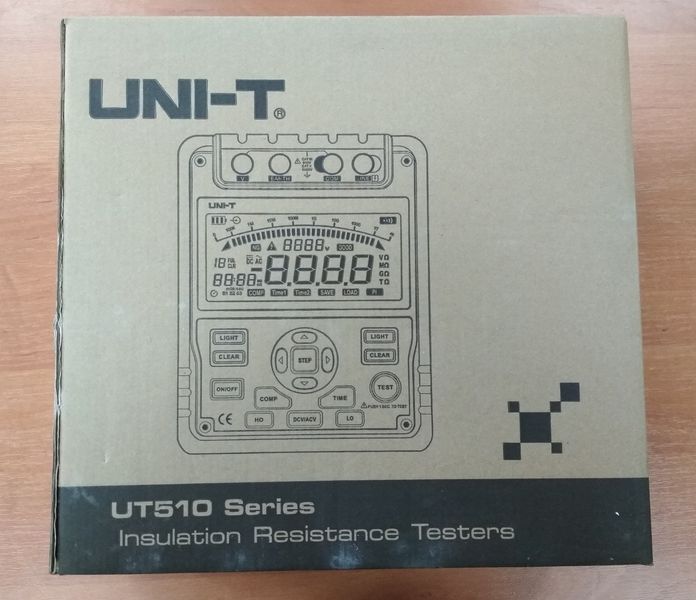 Мегаомметр UNI-T UT512 (0,5..100 000 МОм; 500..2500 В) 3793 фото