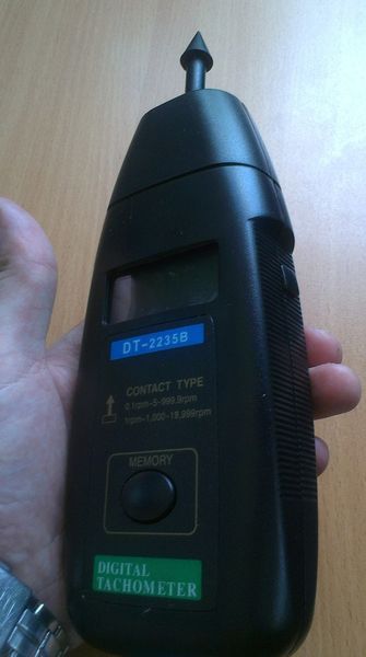 Тахометр контактний Walcom DT-2235B+ (від 5 до 19 999 об/хв) 2716 фото