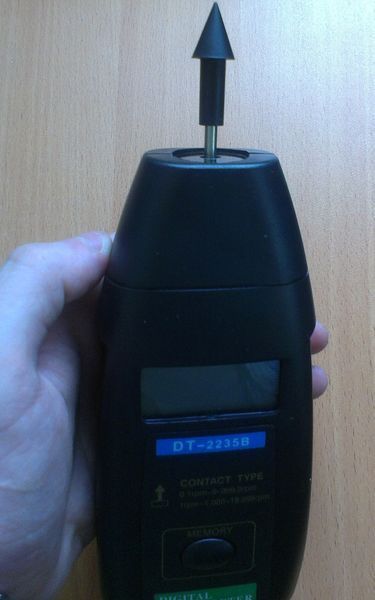 Тахометр контактний Walcom DT-2235B+ (від 5 до 19 999 об/хв) 2716 фото